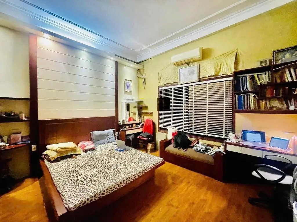 Chính chủ cần bán nhà Kim Ngưu, ngõ thoáng - rộng, gần ô tô, 52m2 x 3 tầng giá cực đẹp chỉ 7,8 tỷ