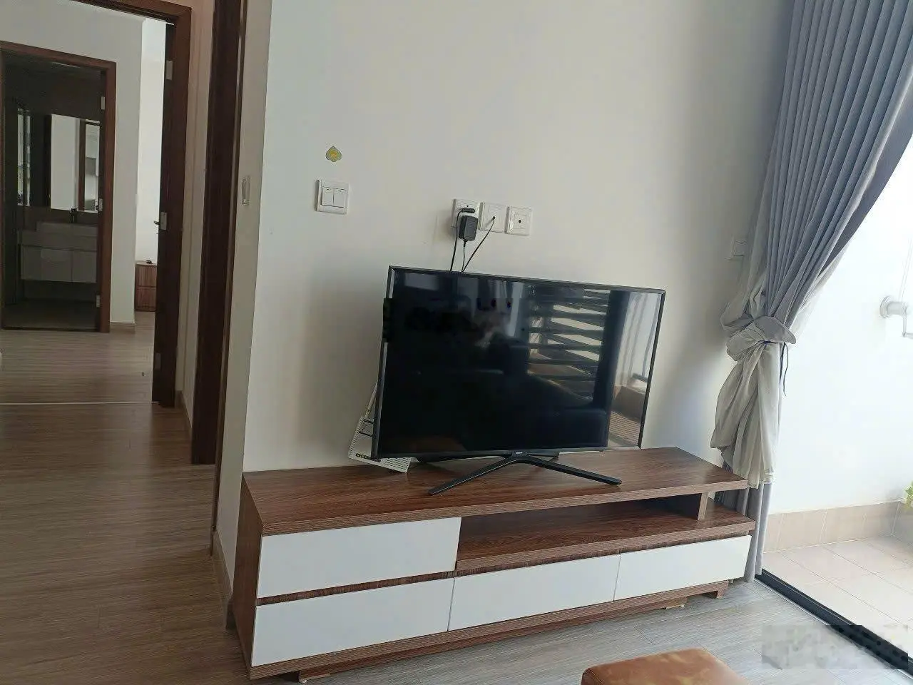 Bán căn hộ chung cư Vinhomes bắc ninh 2 ngủ 2 vệ sinh full nội thất