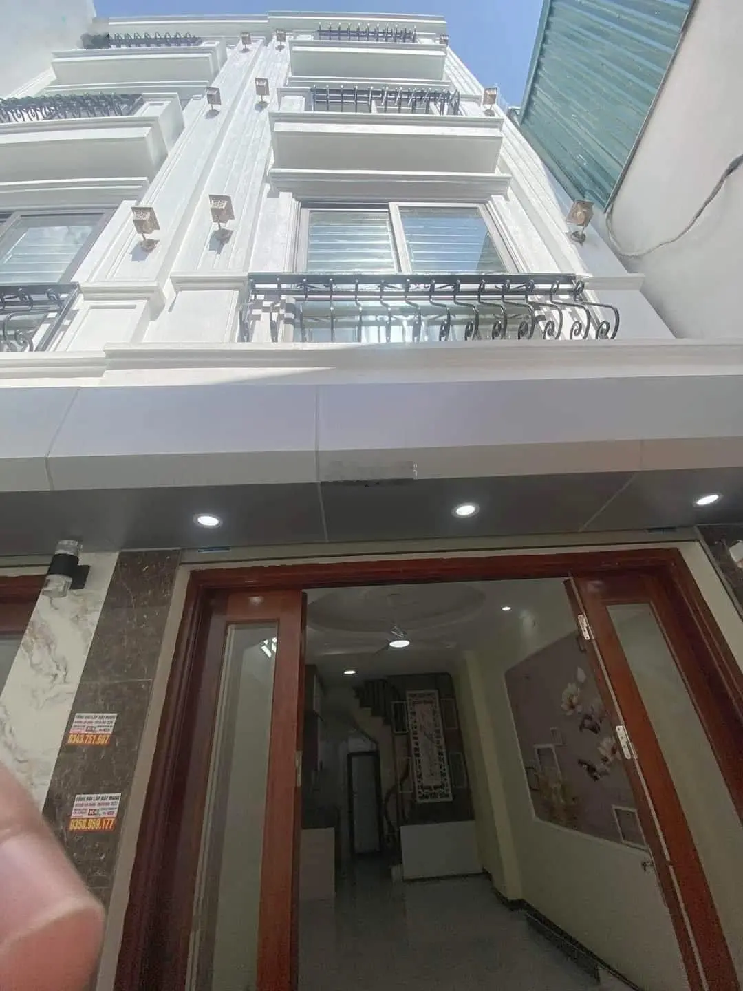 EM CÒN ĐÚNG 1 CĂN NHÀ 4 TẦNG DT:32M2 VỊ TRÍ ĐẸP.NGÕ RỘNG, THÔNG THOÁNG. Ô TÔ ĐỖ CỬA. GIÁ CHỈ 1,9 TỶ