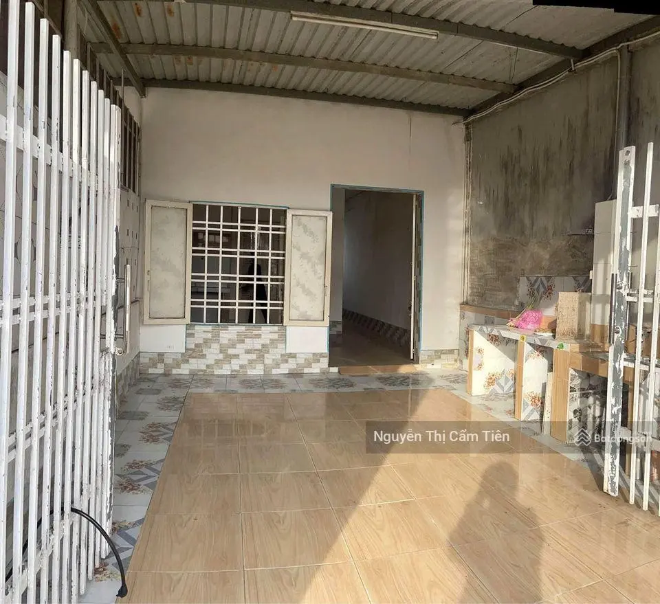 Kẹt vốn bán nhanh nhà nát đường Lê Vĩnh Huy, TT Củ Chi, 95m2 (5 X 19)m giá 1 tỷ 2 dân cư sầm uất