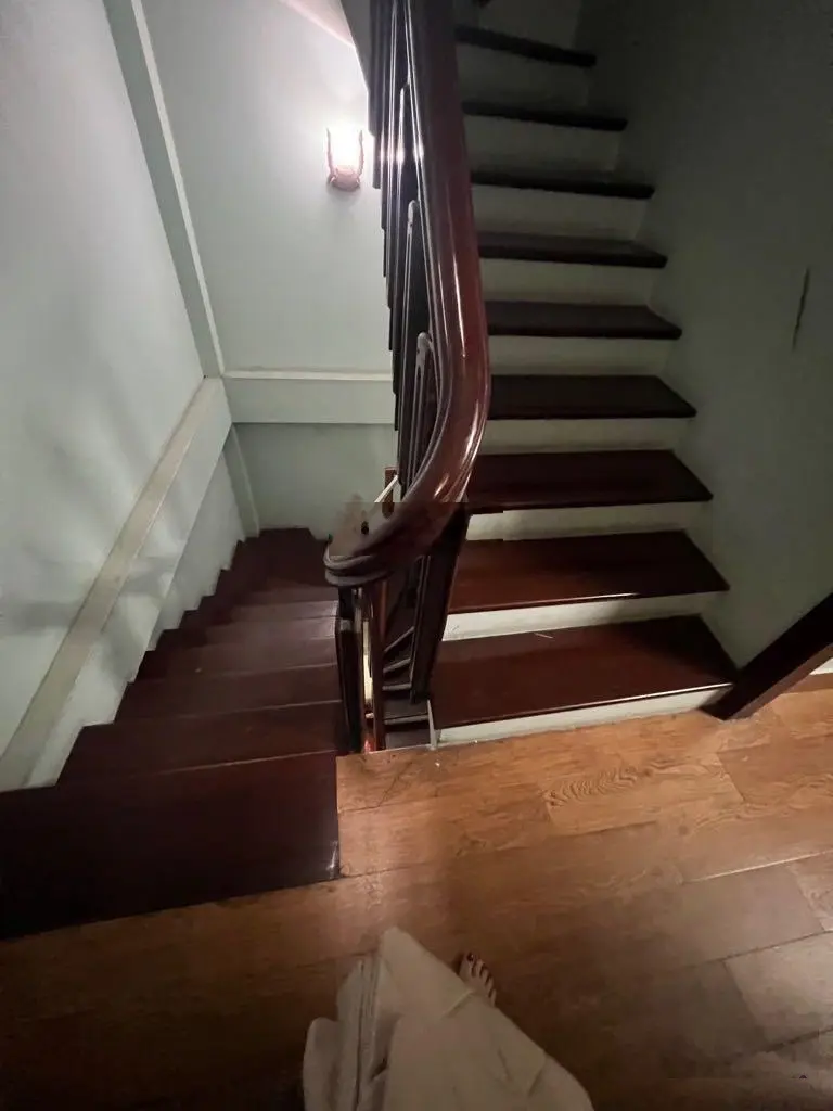 Bán nhà mặt phố Ngọc Hà, Ba Đình . Diện tích 45m2, 5 tầng, giá 25 tỷ