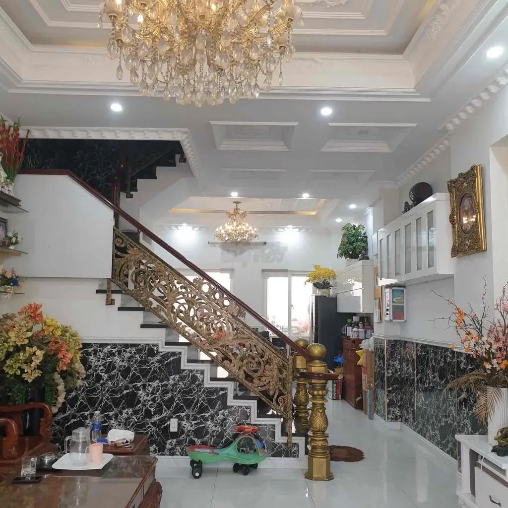 BÁN NHÀ ĐẸP 4 TẦNG QUẬN 3 GIÁP QUẬN 1 XA HOA - NGANG BỀ THẾ 5M