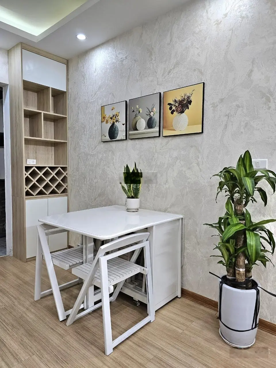 Gia đình cần bán gấp! Căn hộ 2 phòng ngủ 2WC tại HH1 Linh Đàm giá vô cùng tốt nhận nhà ở ngay