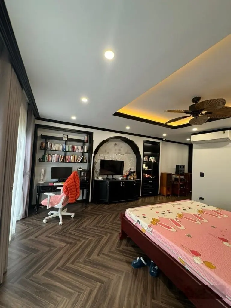 Liền kề Nguyễn Sơn, Long Biên, khu vip phân lô hàng không, kinh doanh, văn phòng, giá trị tăng cao