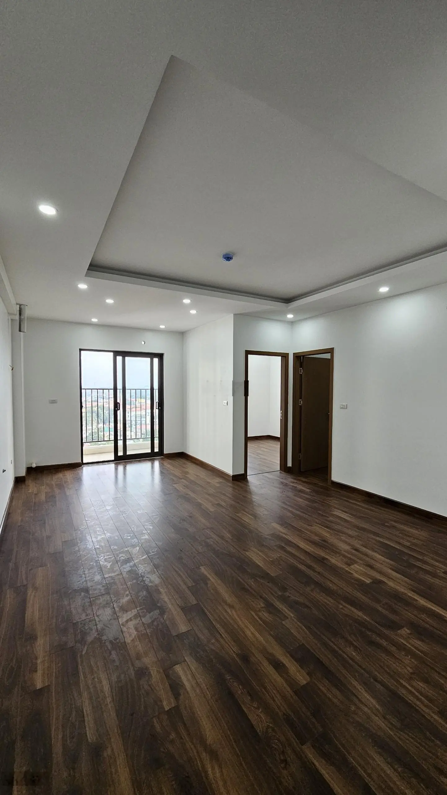 Chính chủ cần tiền bán cắt lỗ căn 2PN sẵn sổ đỏ 72m2 nhận nhà khai thác cho thuê được ngay