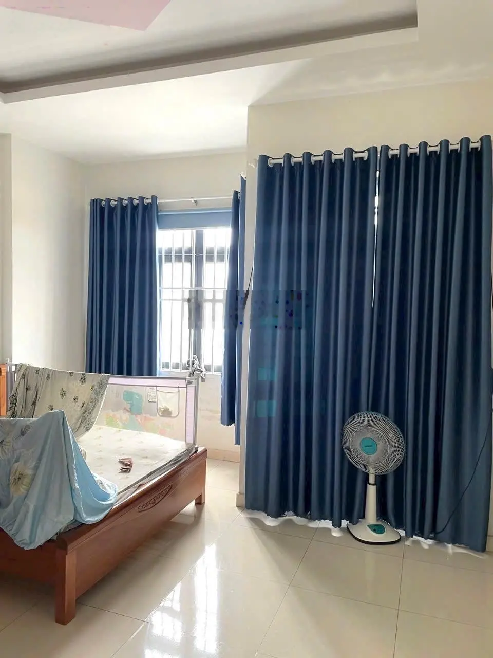 Nhà trệt - 2 lầu. 3pn - 3 wc. Gần Vincom Dĩ An. KDC vip. DT: 65.5m2. Đường 10m. Giá: 4.490 tỷ TL