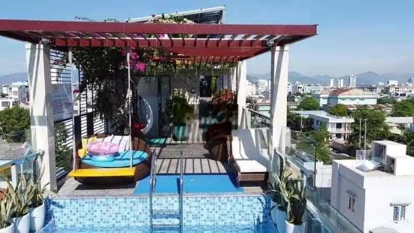 Toà Apartment 8 tầng 18 PN mặt tiền đường Núi Thành, gần trường ĐH