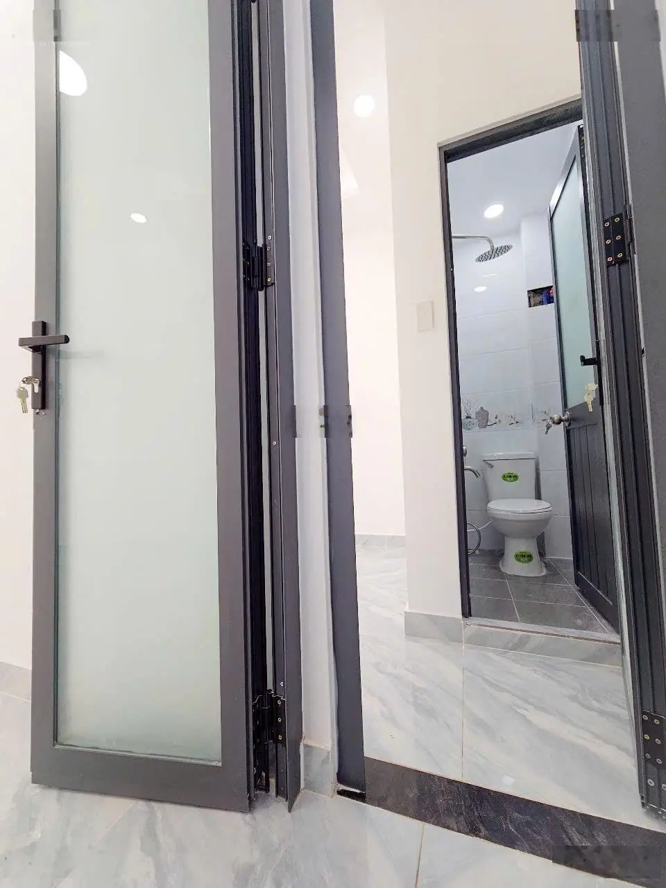 (Nhà biệt thự mini) hẻm 111 Nguyễn Bình