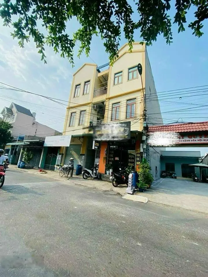 Bán nhà lô góc 9 phòng trọ 1 kiot đất 5x30m giá 5,4 tỷ, tiện xây CHDV mới thu 35 triệu / 1 tháng