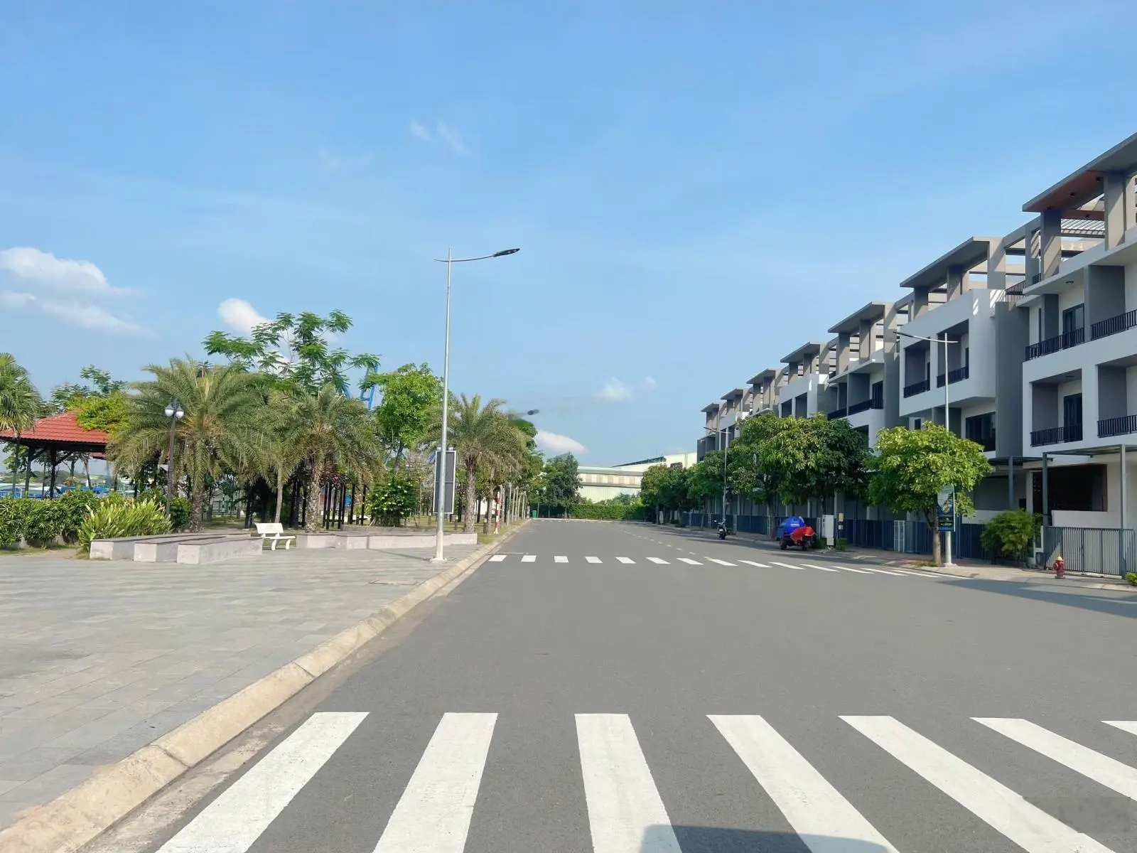 10 căn F0 The Pearl Riverside mặt tiền sông Vàm Cỏ Đông