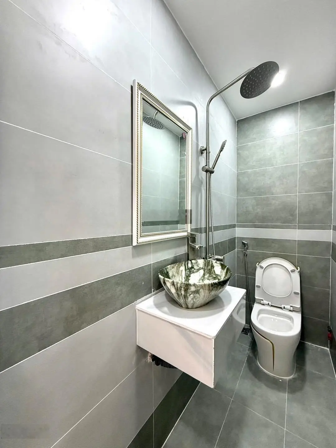 Bán nhà mặt tiền Nguyễn Thị Thập, Tân Quy, Q. 7.Giá:2,83tỷ/ 65m2 (4x16,25m). Gần Lotte Nam Sài Gòn