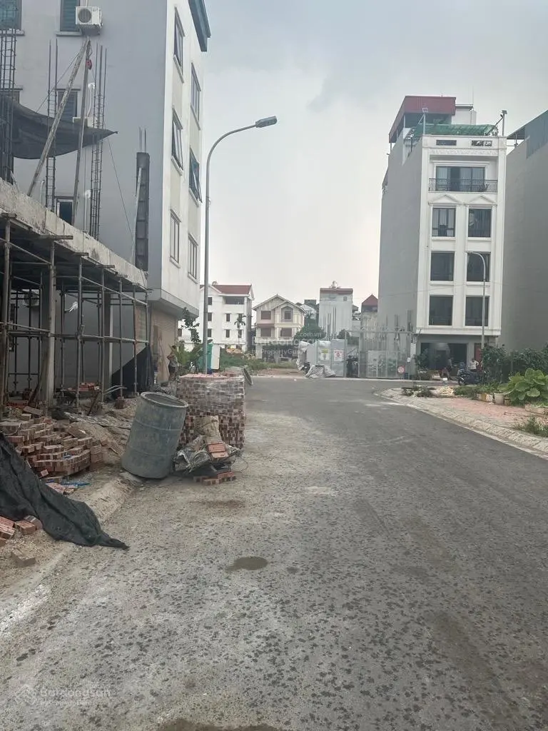 Hot nhất Ngọc Thụy - Long Biên - 30m ra hồ, tiện ích bạt ngàn, đường rộng thênh thang