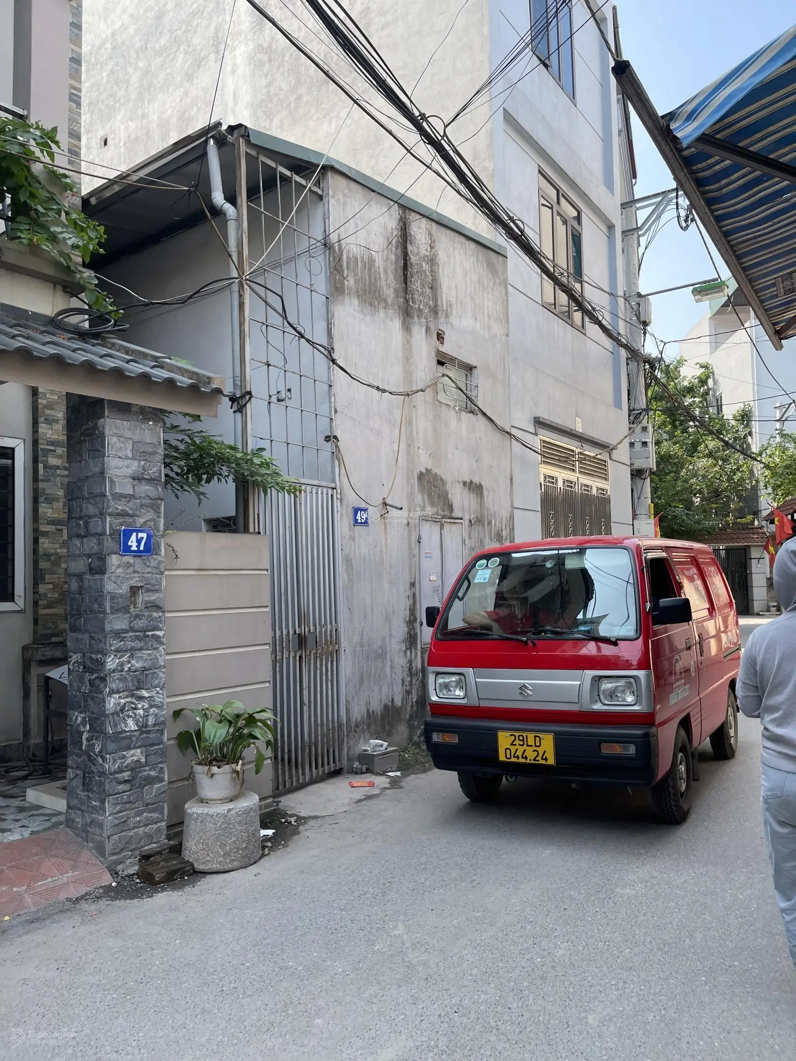 Bán nhà đường Văn Trì - Quận Bắc Từ Liêm, diện tích 32m2 nhà 5 tầng 5,1 tỷ ô tô đậu cửa nhà