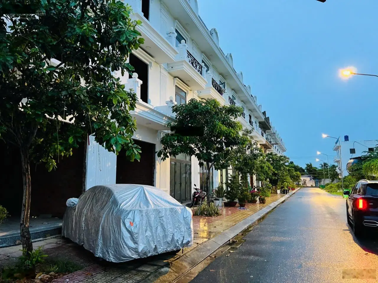 Bán nhà phố thô tại xã Sơn Đông, Tp Bến Tre 69,7 m (1 trệt 2 lầu) gần ST Go Bến Tre