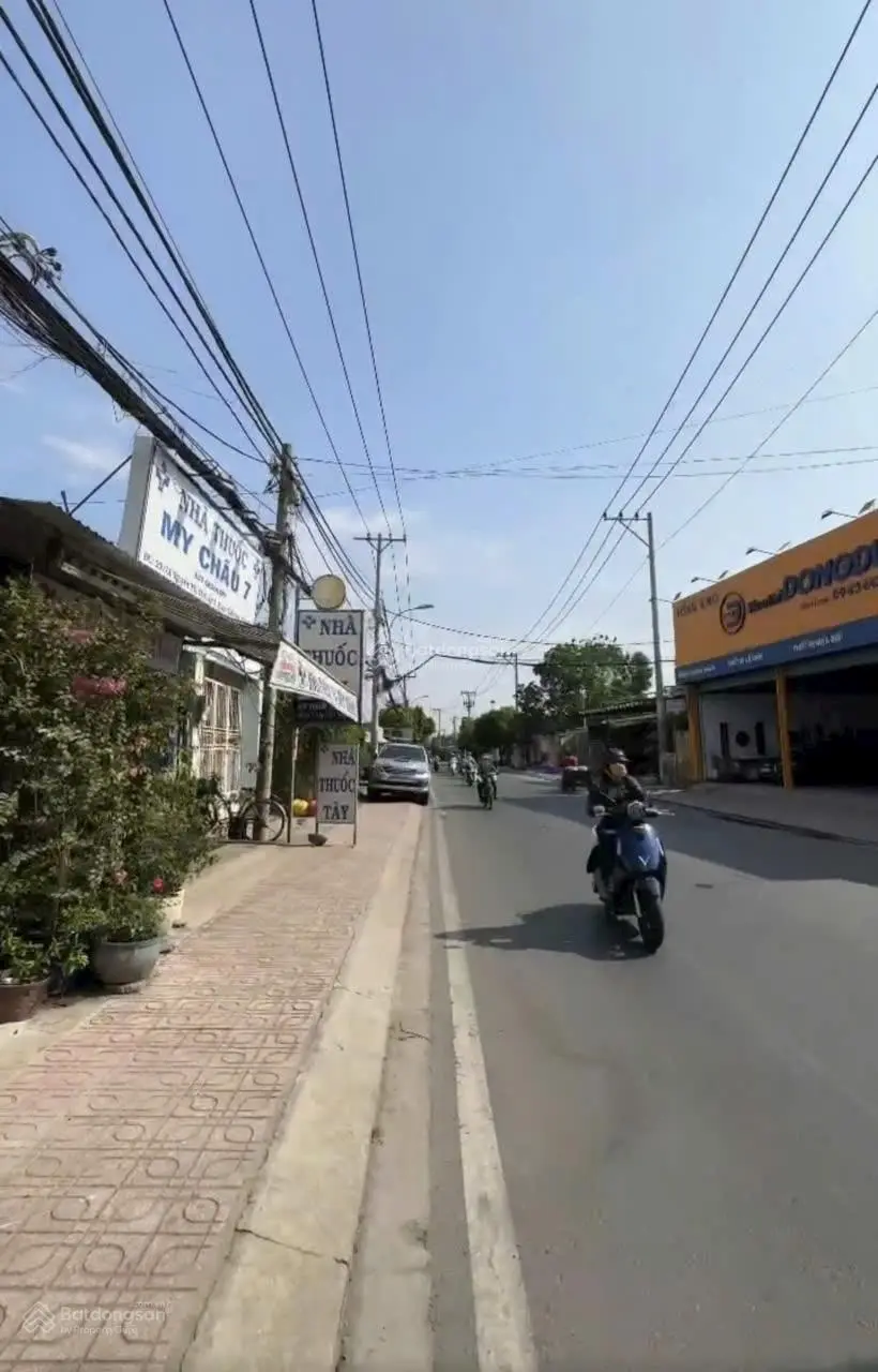 Nhà cấp 4, DT: 6 X 28m MT đường Nguyễn Thị Thử thuận tiện KDBB