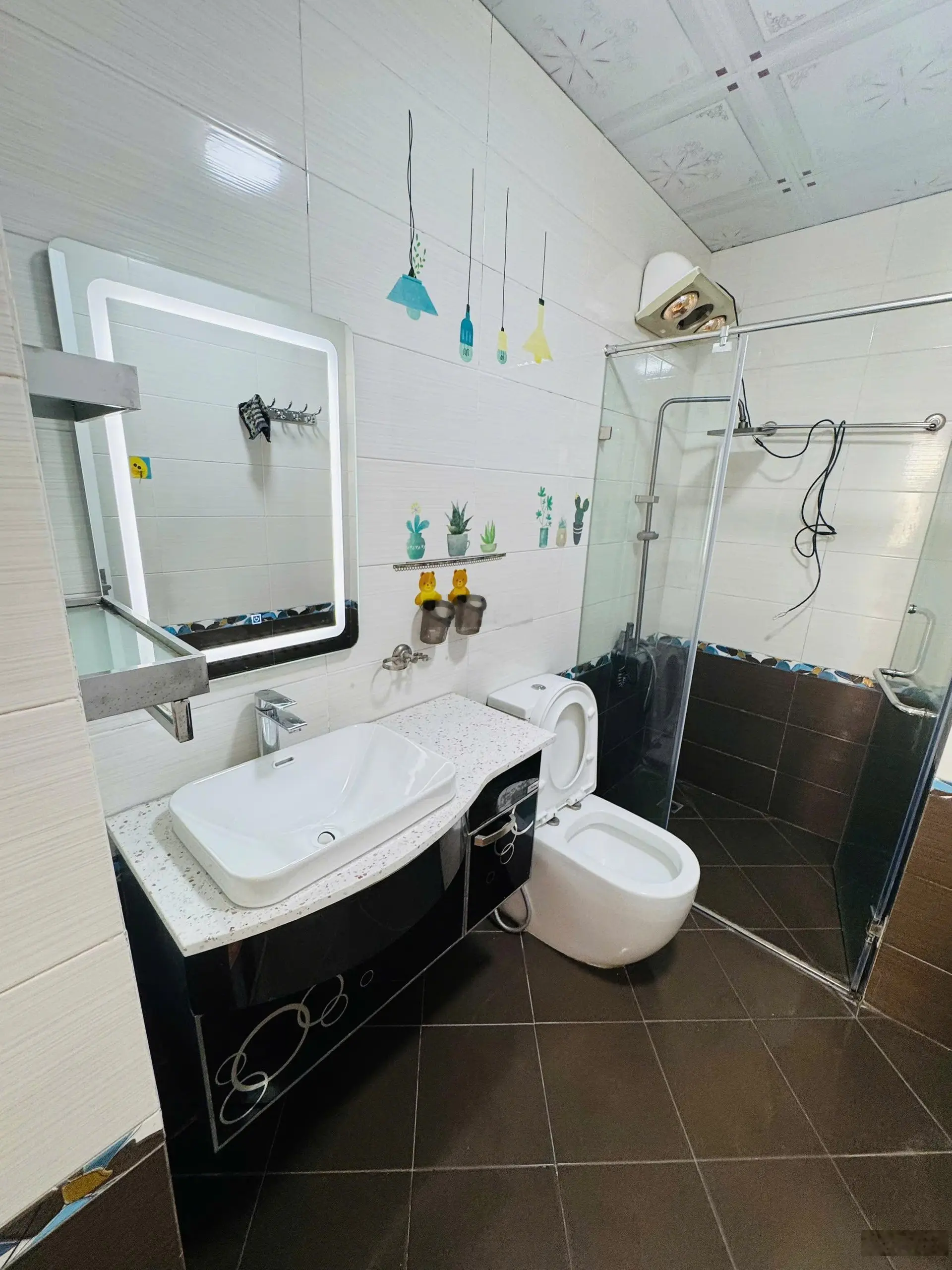 Em cần bán 3 ngủ tòa Licogi Đại Từ - Hoàng Mai. Diện tích 110 m2 thiết kế 3 ngủ 2 vệ sinh.DT:110m2