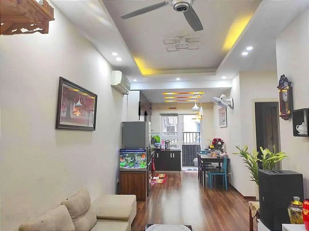 Nhà tôi chính chủ gửi bán căn hộ 2 phòng ngủ tại HH Linh Đàm nhà đầy đủ nội thất giá vô cùng hợp lý