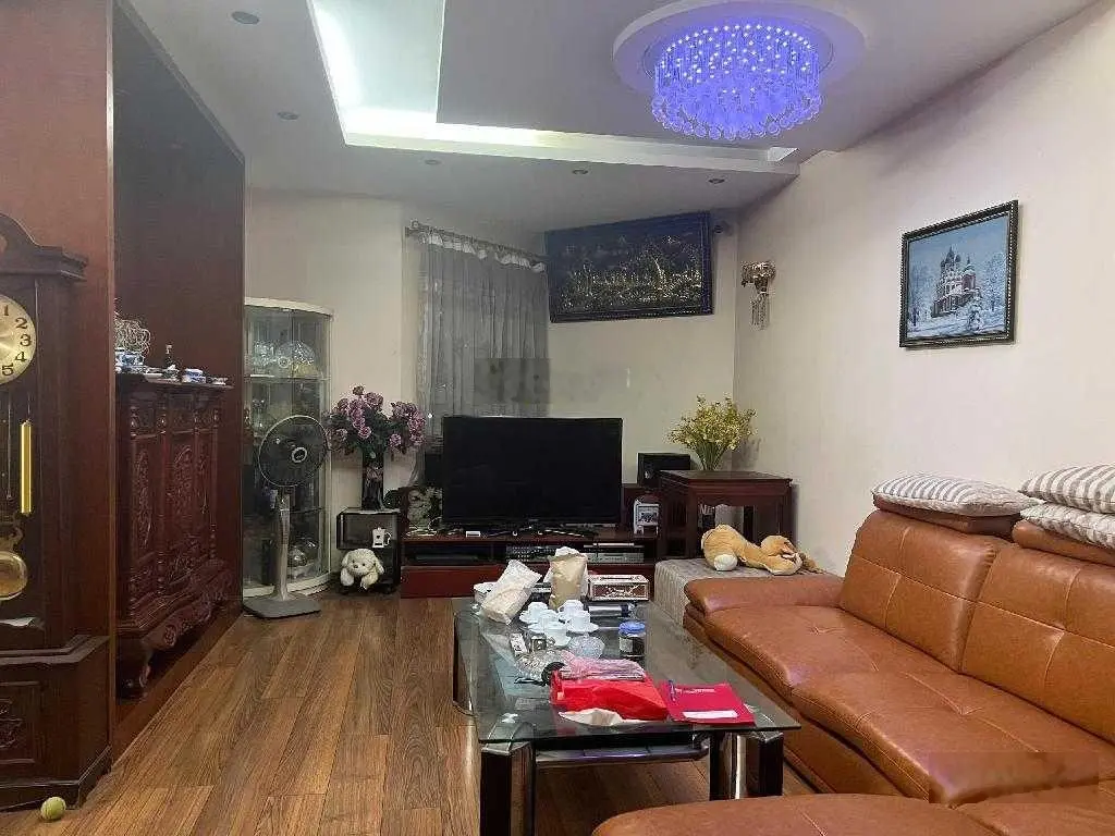 Cực Hiếm-Bán Nhà Phạm Văn Đồng-36m-Ô Tô Tải Tránh-Kinh Doanh