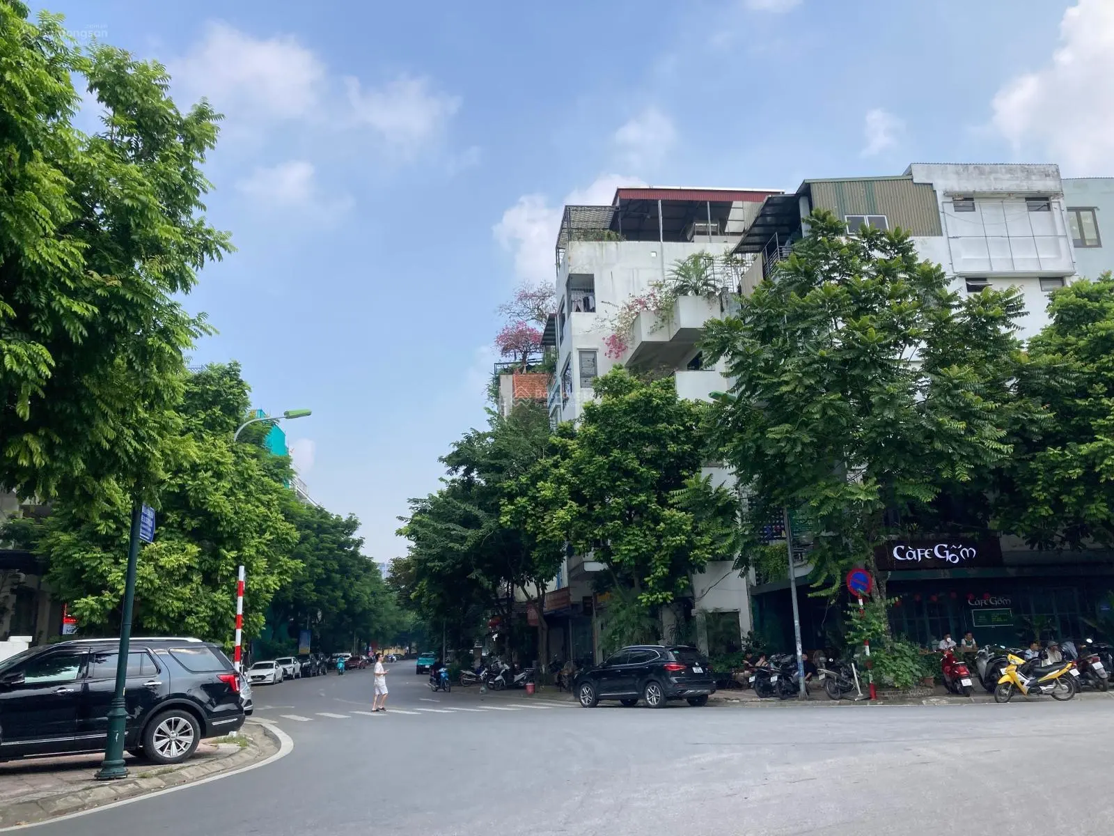 Bán Mảnh Đất Phân Lô 90m2(6x15m) Hiếm tại Phố Lâm Hạ Bồ Đề Nơi trung tâm tiện ích Long Biên