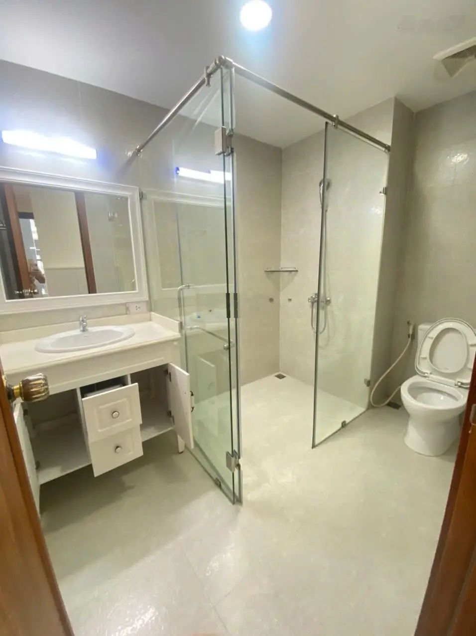 Bán nhanh căn hộ 104m2 - 2wc dự án Iris Garden - 30 Trần Hữu Dực - Mỹ Đình