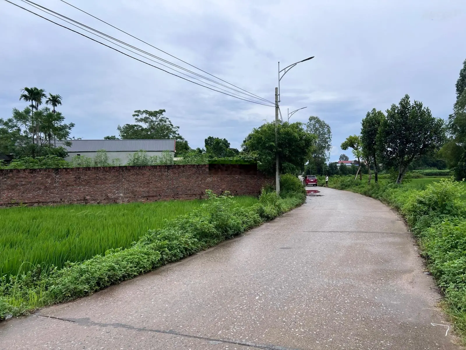Bán gấp 2240m2 300m2 TC tại phường Đắc Sơn, Phổ Yên Thái Nguyên, cách DT 301 vào 200m