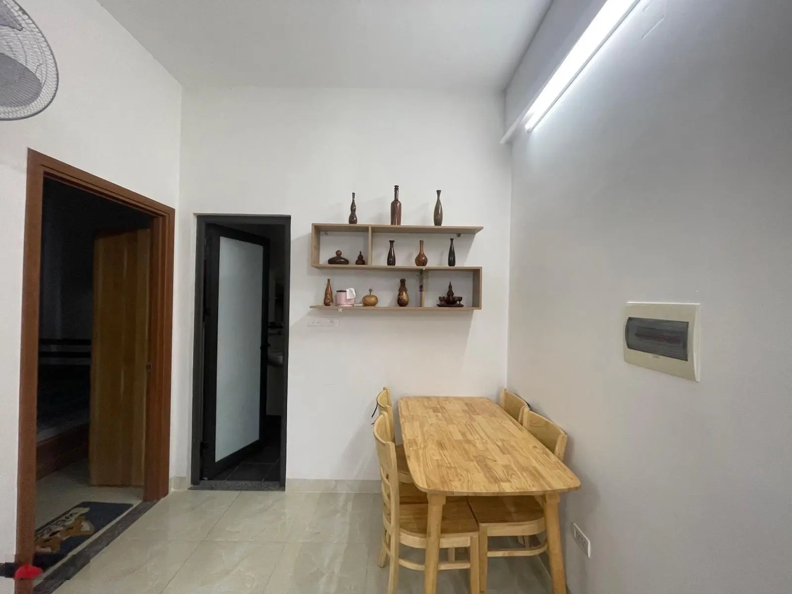 Chỉ 1tỷ170 bán nhanh căn góc chung cư SSH09 - Hà Quang giá tốt
