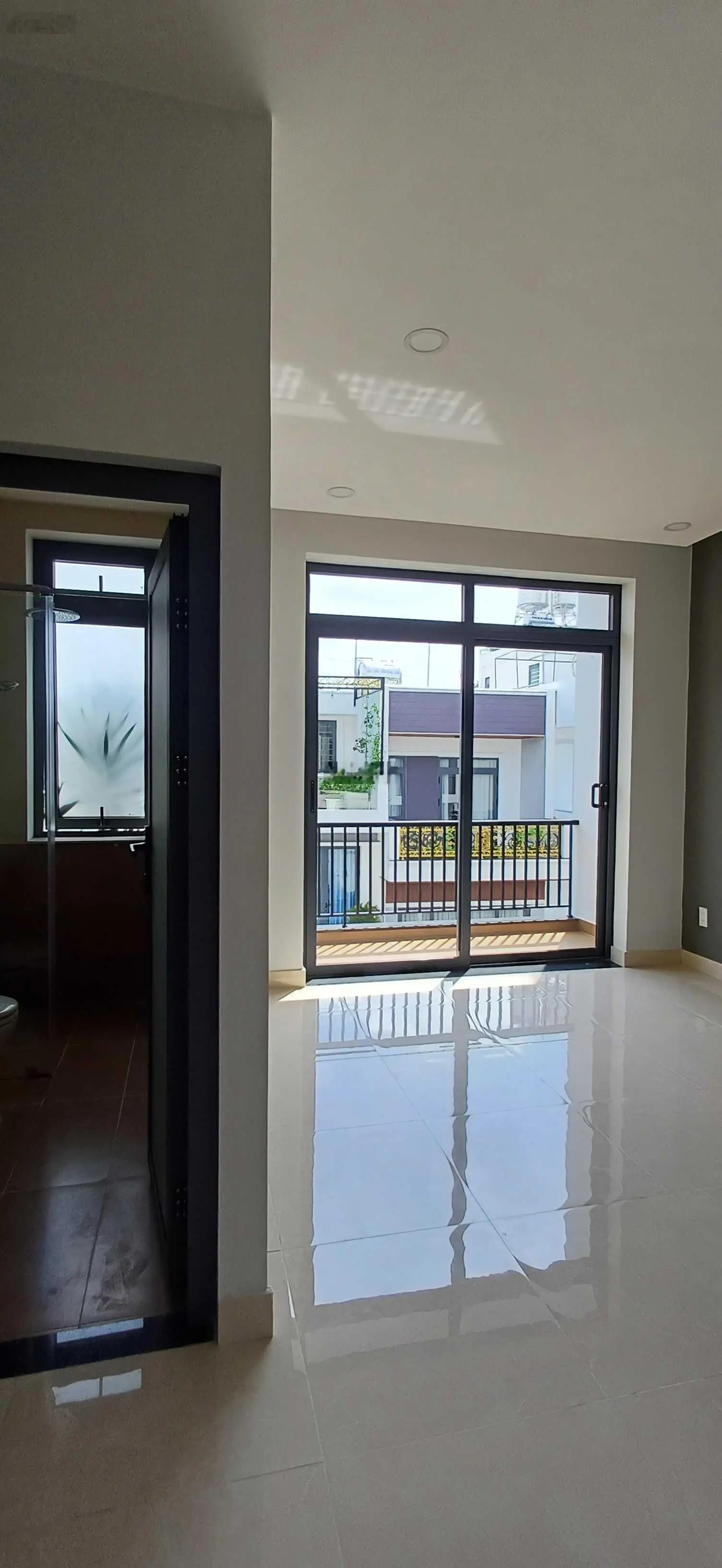 6.1 tỷ - Nhà phố vip 1 trệt 4 lầu - Ngã Tư Ga - p. Thạnh lộc - Q12 - HCM (thiết kế mới - hiện đại)