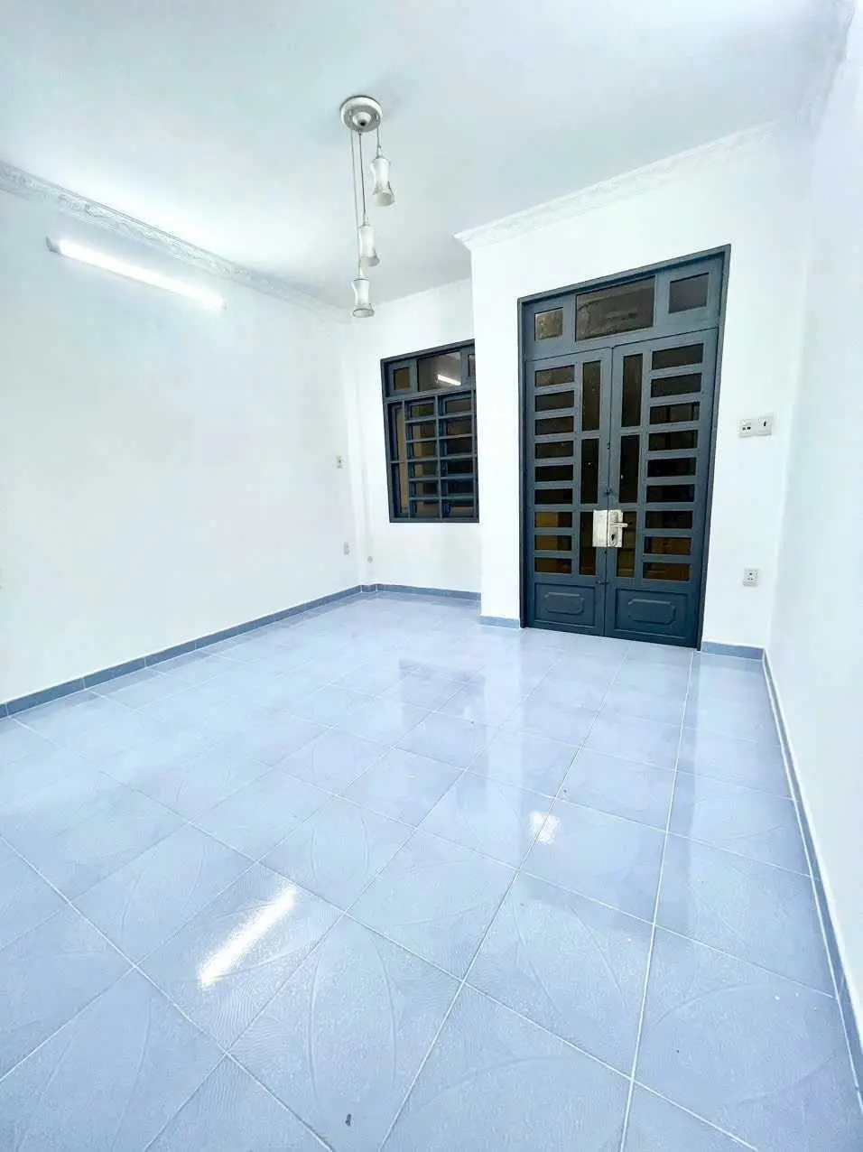 Bà dì Dư căn nhà gửi bán - MT Hoàng Phan Thái 81m2 1 trệt 1 lầu