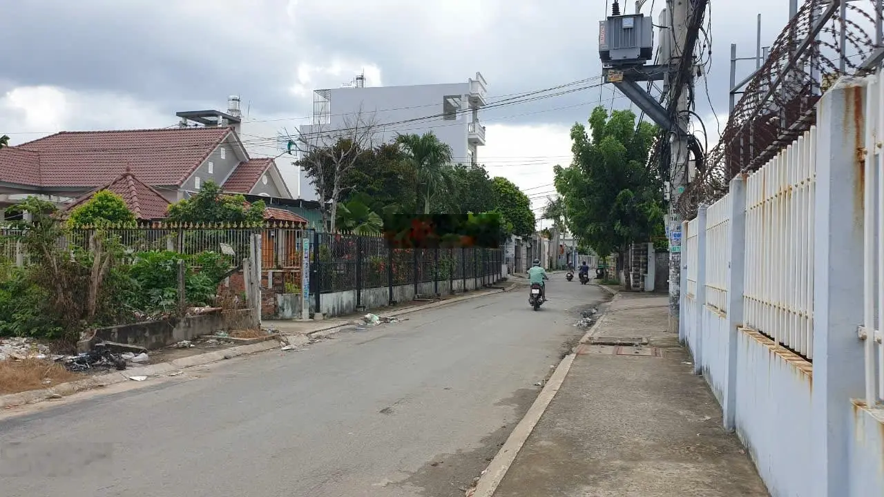 Đất MT KDBB đường nhựa thông 10m gần ngã 5 Chợ Đầu Mối Hóc Môn