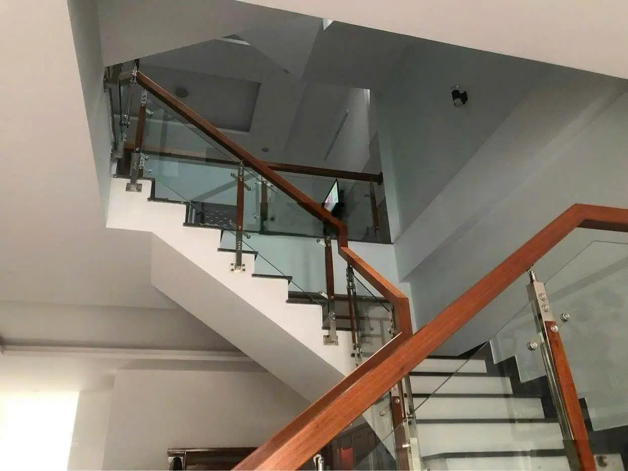 Bán nhà 2 tầng đường Trịnh Lỗi, gần Lê Hy Cát, Nam Việt Á