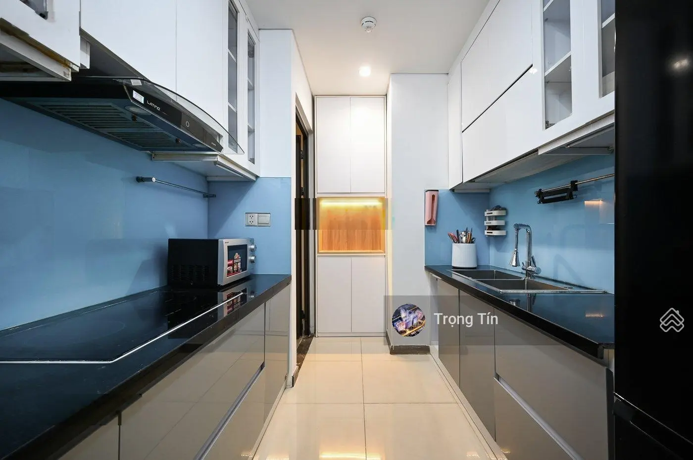 Kẹt tiền ngân hàng! Bán gấp căn hộ Hà Đô 1PN - 2PN - 3PN giá từ 5,3 tỷ, LH em Tín xem nhà 24/24