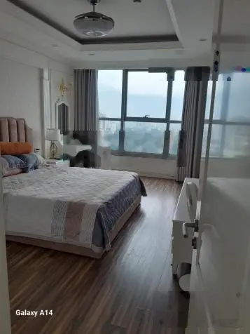 Chủ nhà chuyển nơi ở cần bán căn góc 4PN Thăng Long Number One, căn A.08 dt 162m2, view đẹp