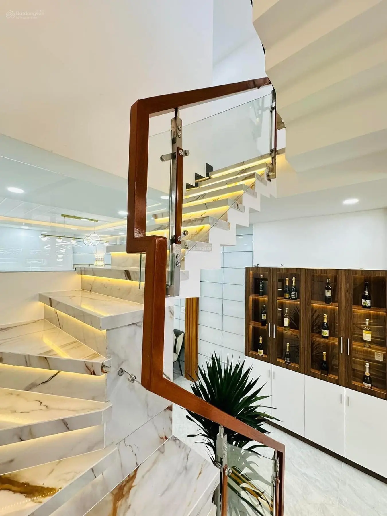 Chính chủ bán gấp nhà ngay Đường Số 20 Thủ Đức. Giá: 2 Tỷ 190 / 54m2. Sổ hồng riêng, hẻm ô tô 6m