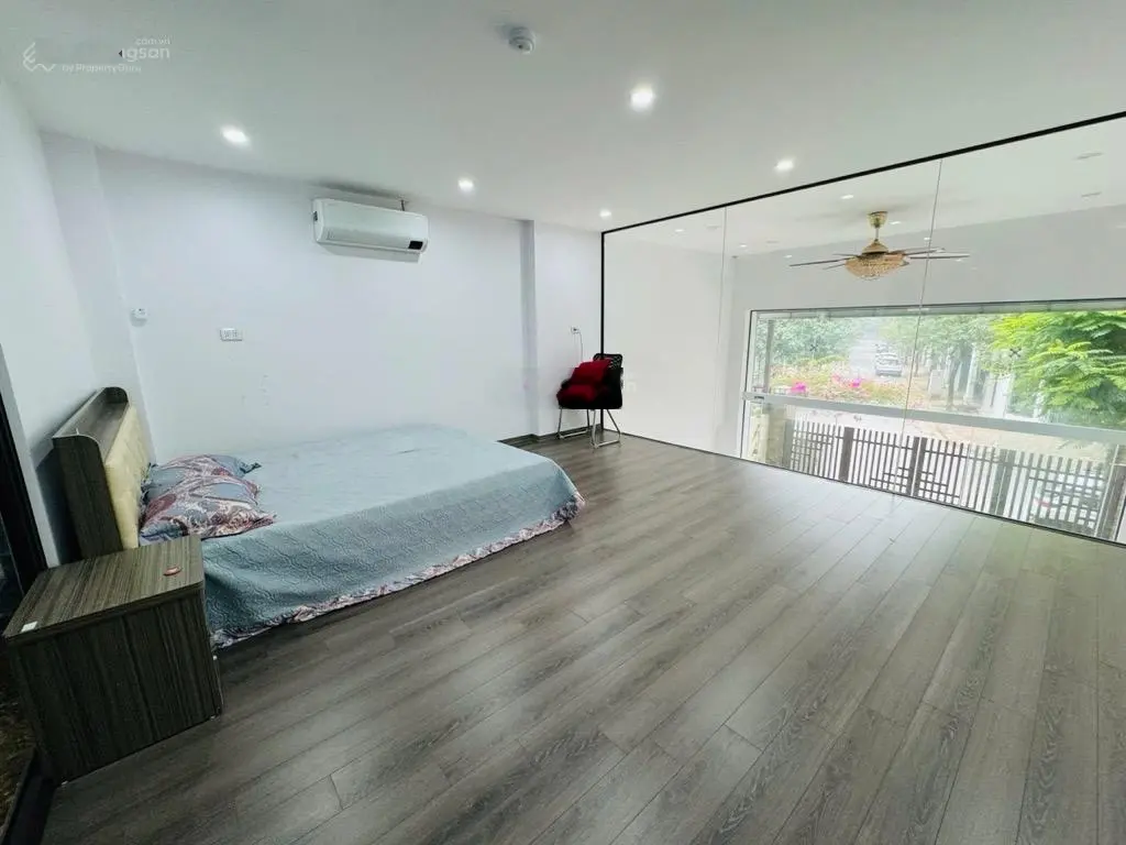 Biệt thự LK 5 tầng nội thất đẹp, kinh doanh văn phòng - có thang máy - đường 2,3 oto tránh