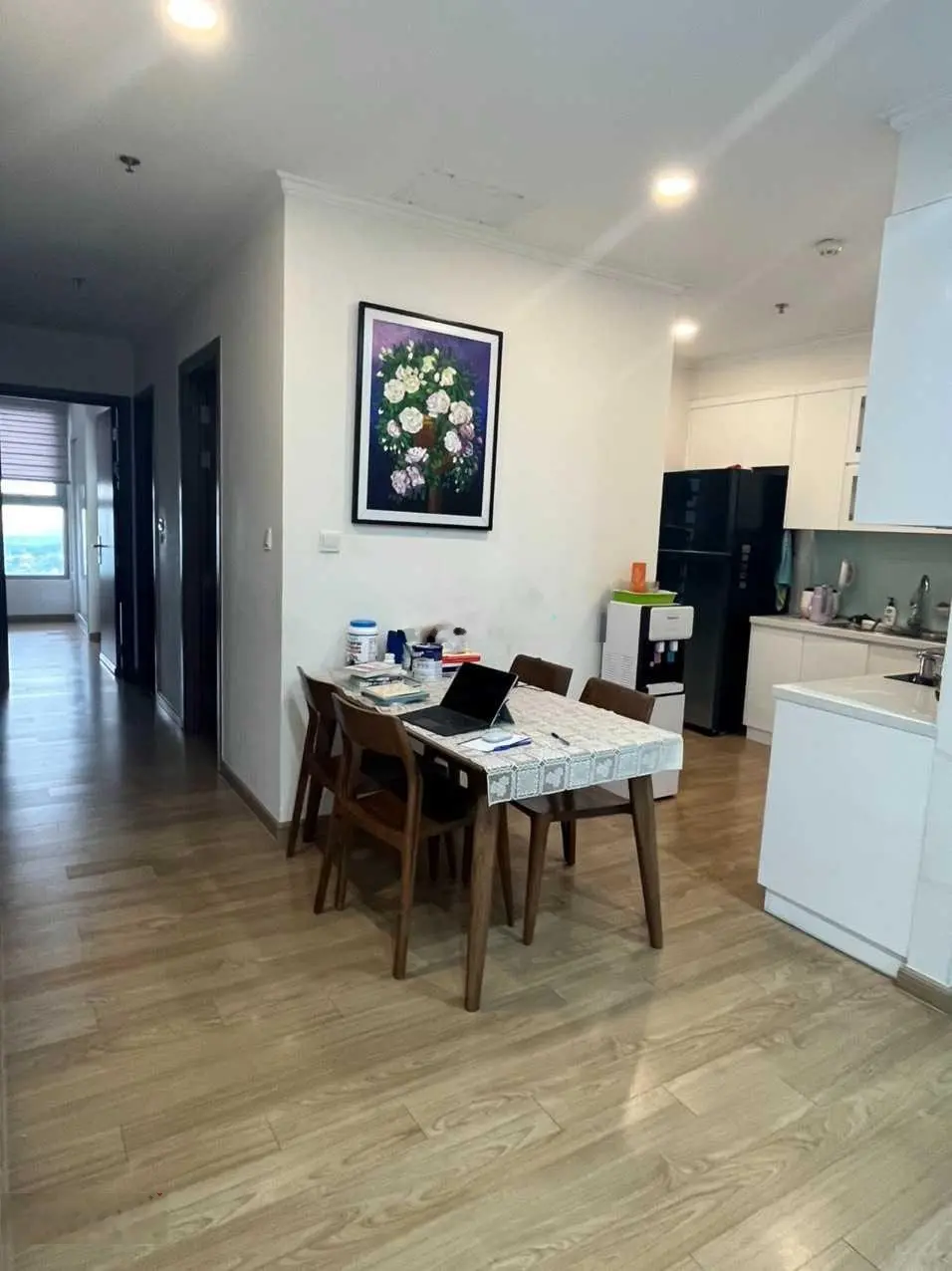 Bán căn hộ 3 ngủ 106 m2 ban công Đông Nam giá 8.3 tỷ sổ đỏ sẵn sàng giao dịch