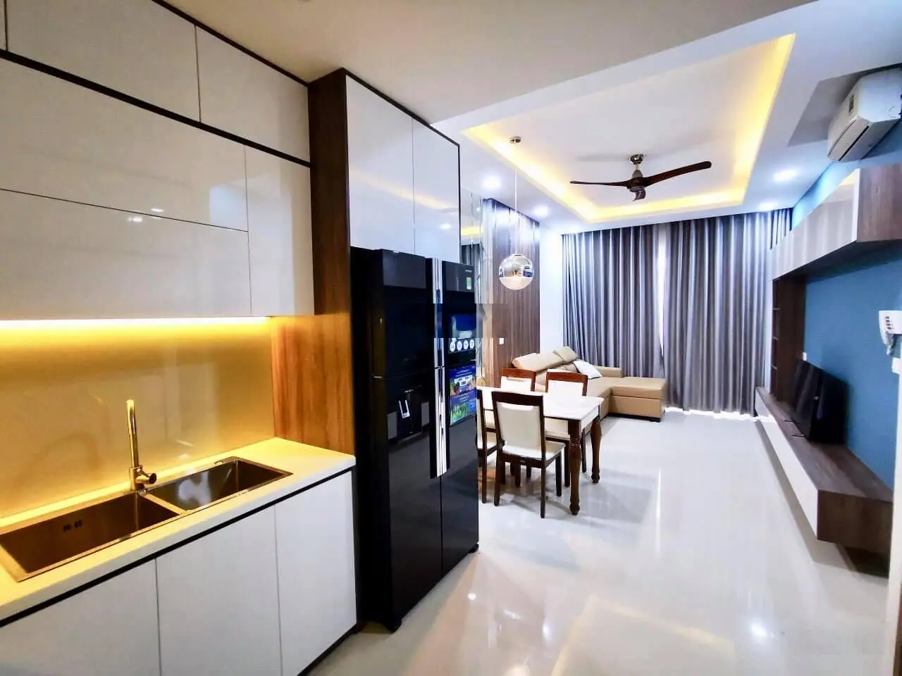 Bán gấp căn hộ Golden Mansion, Novaland, Phú Nhuận, 70m2, 2 phòng ngủ, 4.350 tỷ, đầy đủ nội thất