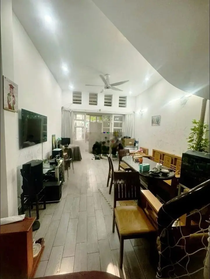 Nợ NH bán nhà 1t1L Tô Hiến Thành, P13, Q10 59m²/ 1 Tỷ 670tr SHR, HXH