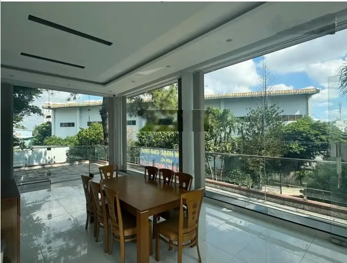 Bán gấp biệt thự siêu Vip 1177m2 Tại Trường Thọ, Tp Thủ Đức gồm 5PN 3WC và sân vườn rộng rãi