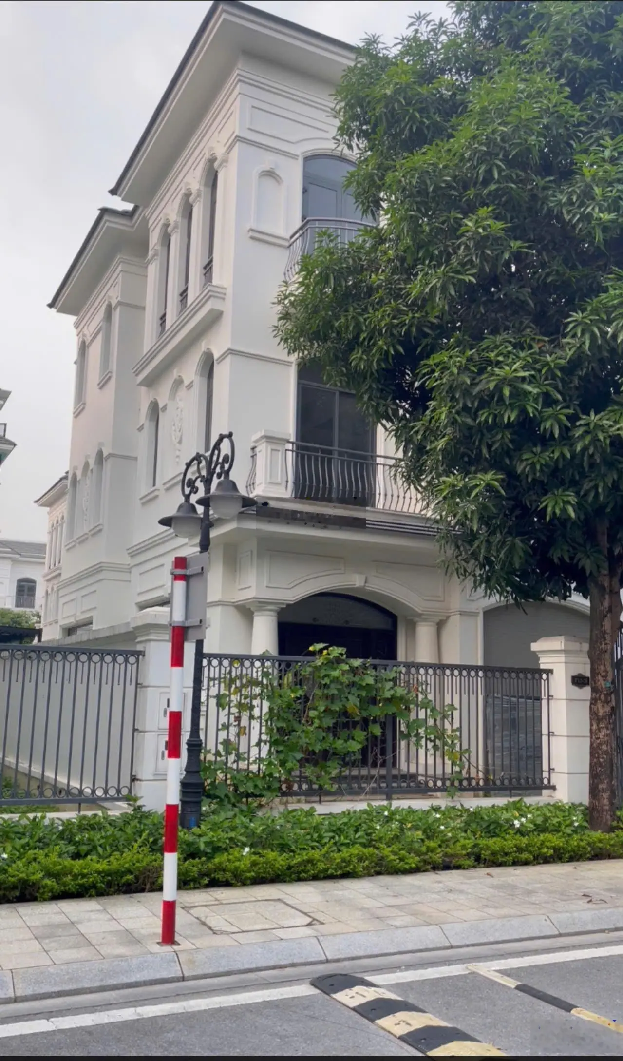 Chính chủ bán căn song lập Phong Lan khu đô thị Vinhomes Star City Thanh Hóa