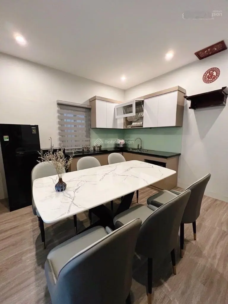 Bán nhà phố Hồng Mai - Ngõ thông kinh doanh - 25m2 - 5 tầng full đồ. Giá: 3,93 tỷ. LH: 0779 548 ***