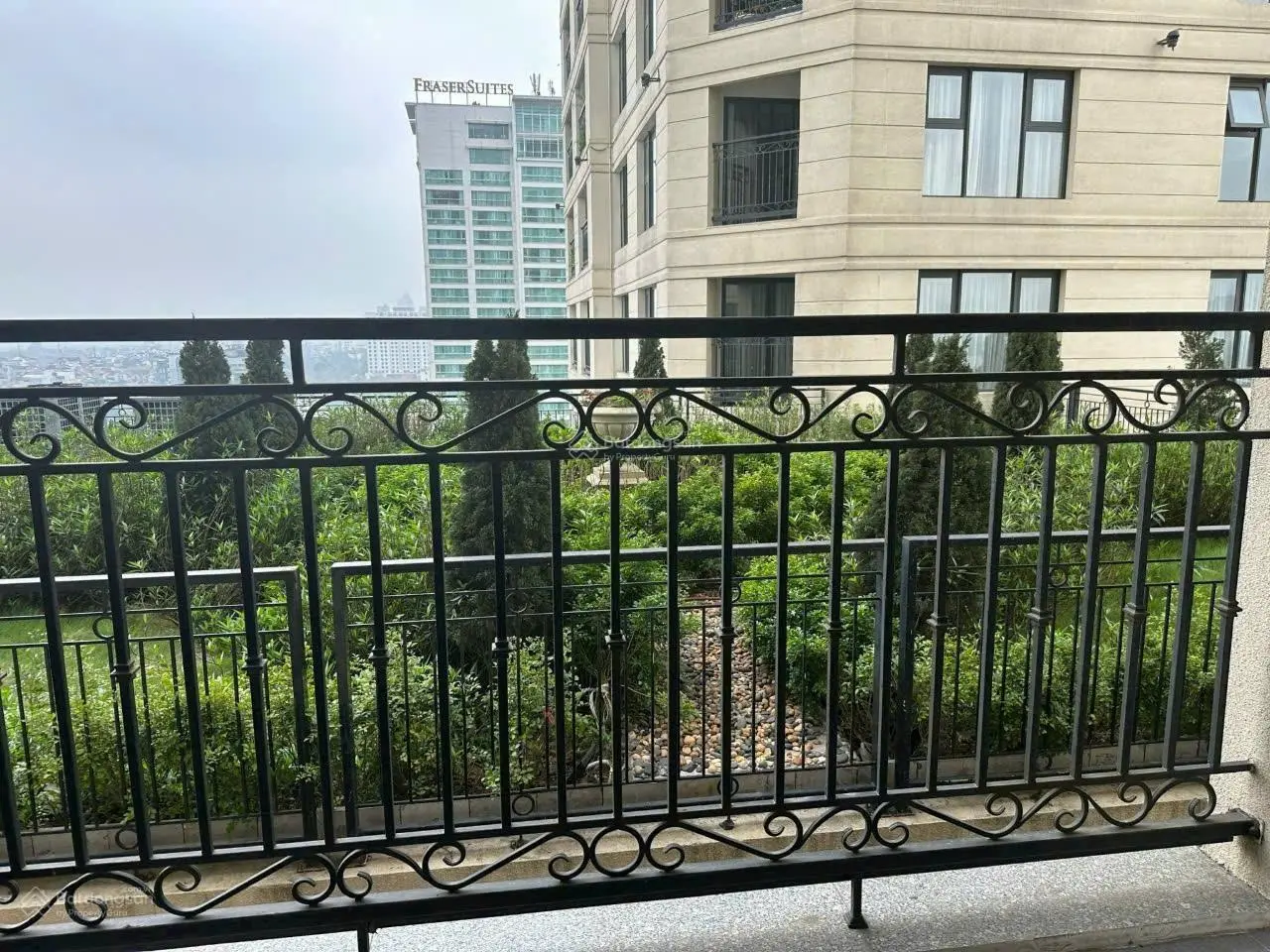 Căn hộ 146m2 duy nhất còn lại chủ đầu tư giá hấp dẫn view vườn cây trên cao, Hồ Tây thoáng mát