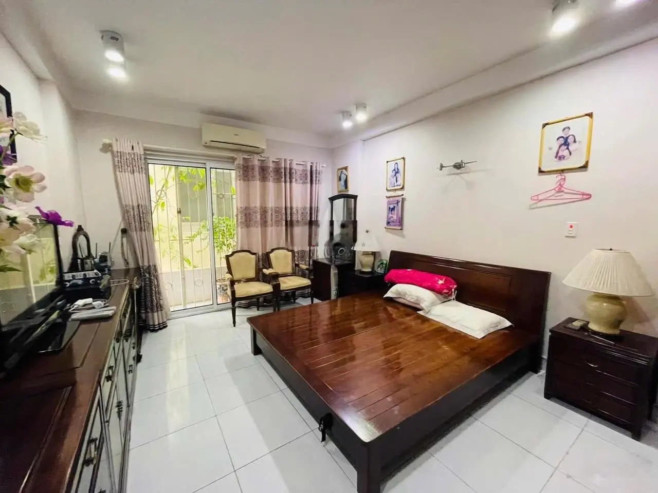 Bán Nhà Thanh Nhàn, Hai Bà Trưng . DT 55m2 5T mặt tiền 4m. giá: 16 tỷ. LH :0383 426 ***