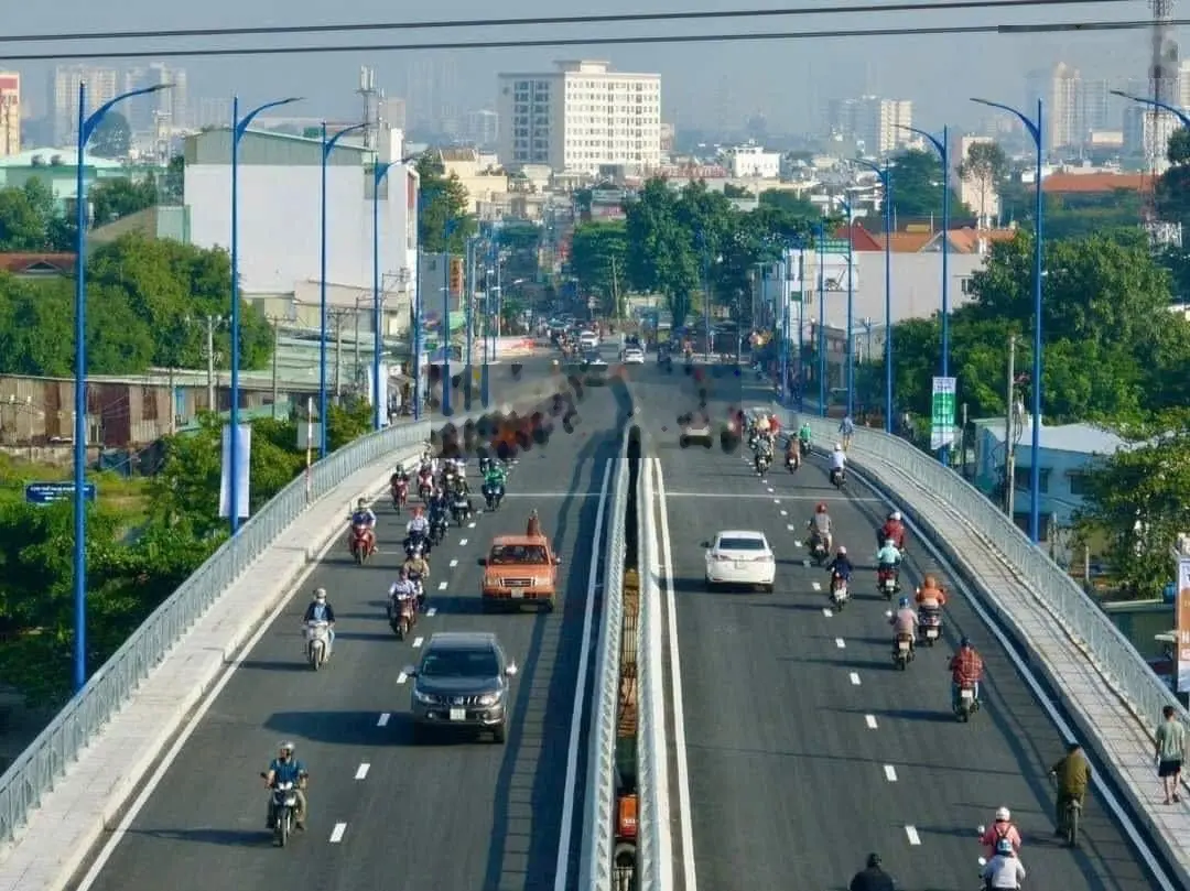 Biệt thự kdc vip đường liên phường, p. phước long b, quận 9, tp thủ đức . dt: 200m2/19.6 tỷ