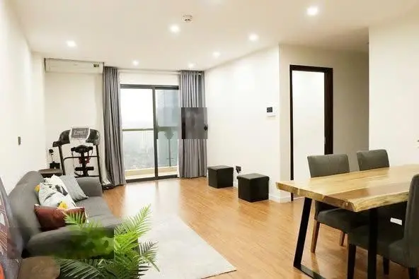 GIA ĐÌNH TÔI CẦN BÁN CĂN 100m2 CC THE SUN MỄ TRÌ, 3PN FULL NỘI THẤT. GIÁ TÔI BÁN 5,9 TỶ