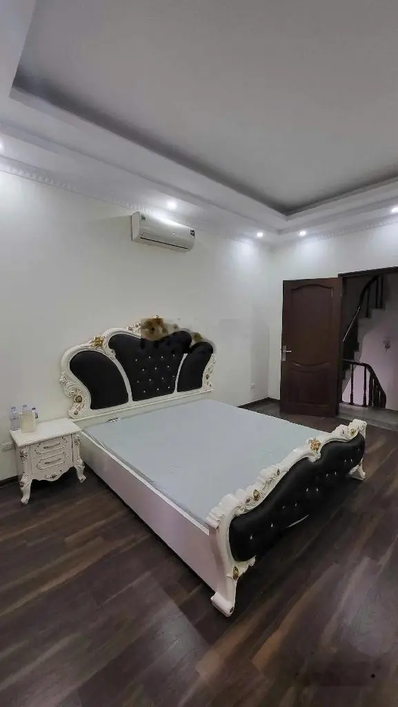 Nhà đẹp lô góc 2 mặt thoáng - mặt tiền rộng - ở KD cực tốt ,2 mặt ngõ thông ,diện tích 45 m2