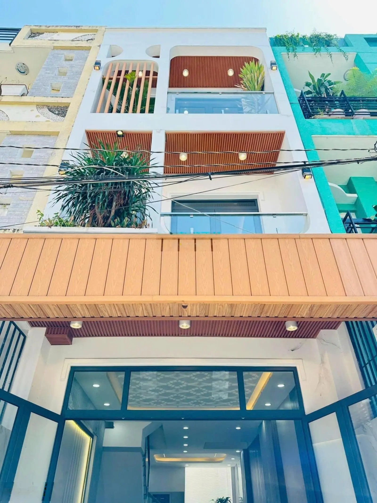 Bán nhà riêng hẻm ô tô Đ. Nguyễn Hồng Đào Tân Bình. Giá 3tỷ570TR, Diện tích 45m2