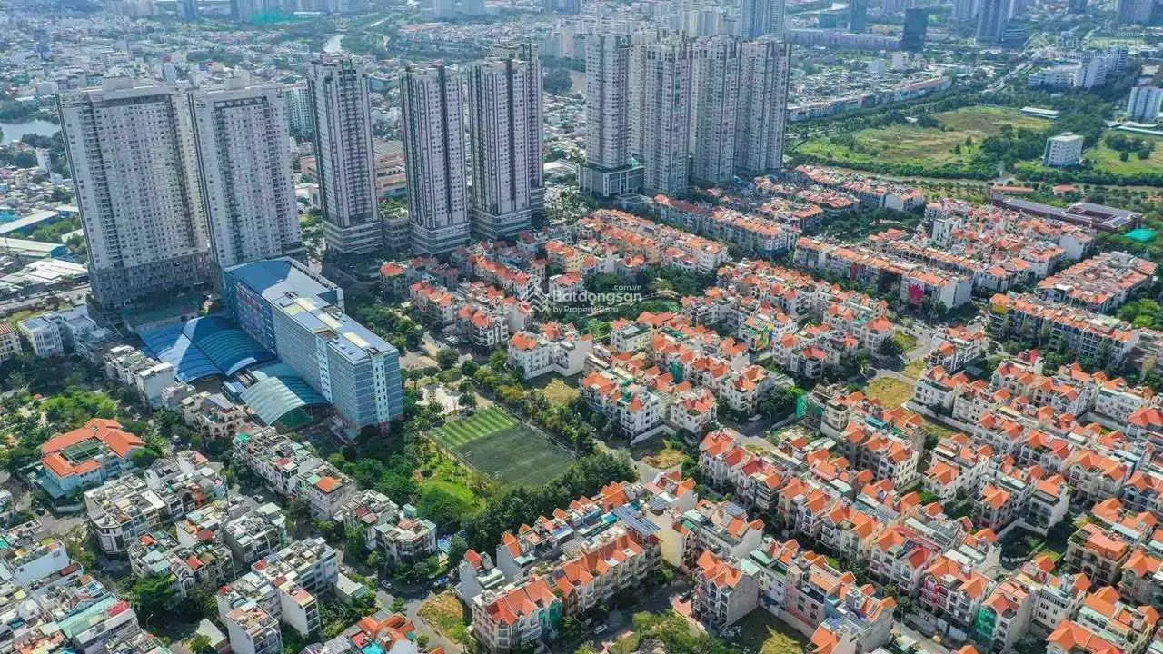 Bán biệt thự view hồ sinh thái KDC Him Lam Tân Hưng Quận 7. Liên hệ: 0971 460 *** Ms Hoa