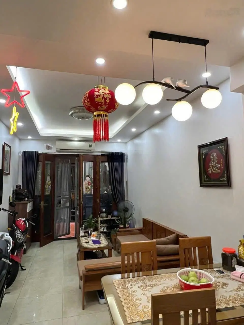 Bán nhà Láng Thượng Đống Đa 34m2 5 tầng, MT 4m, ở ngay trước tết, trước nhà 2.5m cách ôtô tránh 40m