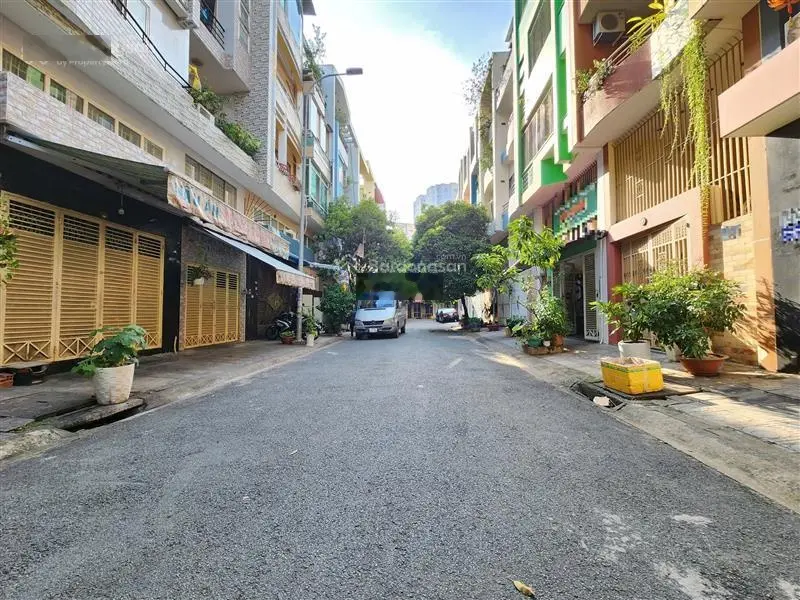 HIẾM! Đường 12m có vỉa hè Chu Văn An, ngang 4m, 72m2, 5 tầng, cho thuê 40tr/tháng