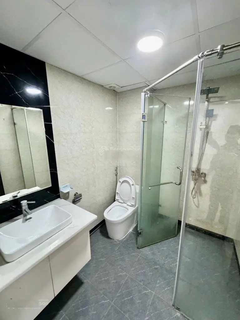 Bán nhà đàm quang trung, cổ linh long biên 5 tầng 3 pn